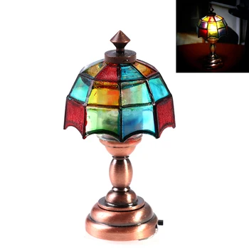 1:12 Nukumaja Mini laualamp LED Lambi Värvi Varju Lugemise Lamp Nukk Decor Mänguasi