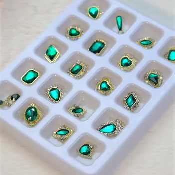 1 Kast Multi-Suurus Küünte Kive 3D Crystal Sulamist DIY Küüned Kalliskivid Disain Dekoratsioonid, DIY Maniküür Glitter Küünte Ilu Accessorie